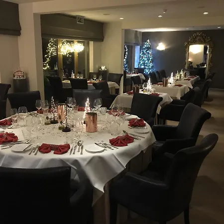 Restaurant De Kommel فندق